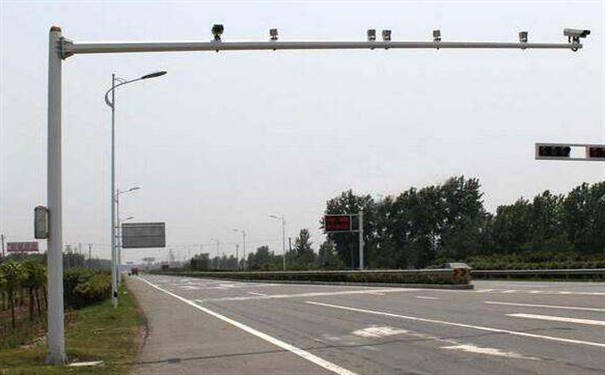天津津塘公路道路监控安装